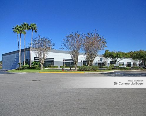 Airport Commerce Center VI