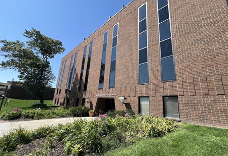 Office space for Rent at 900 S 74th Plaza in Omaha