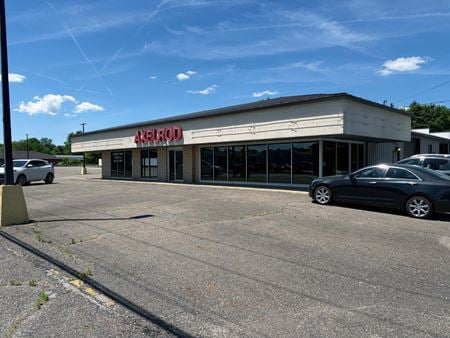 Retail space for Rent at 900 broad St in Wadsworth