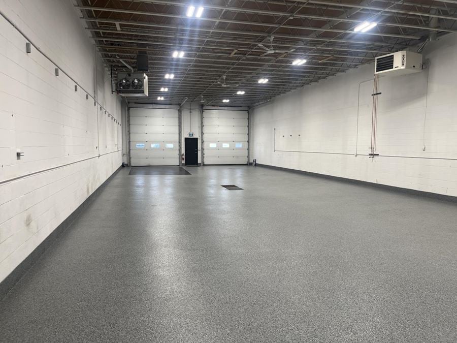 Centre 51 North - 9730 51 Avenue