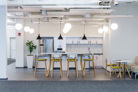 Photo of commercial space at 401 Washington Street in Boston