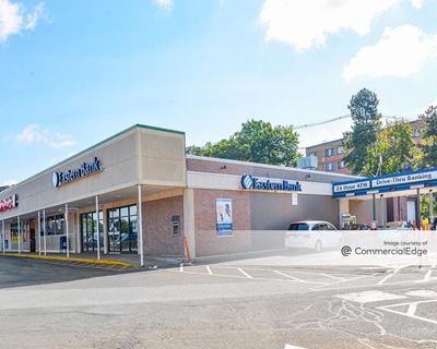 Lynngate Plaza