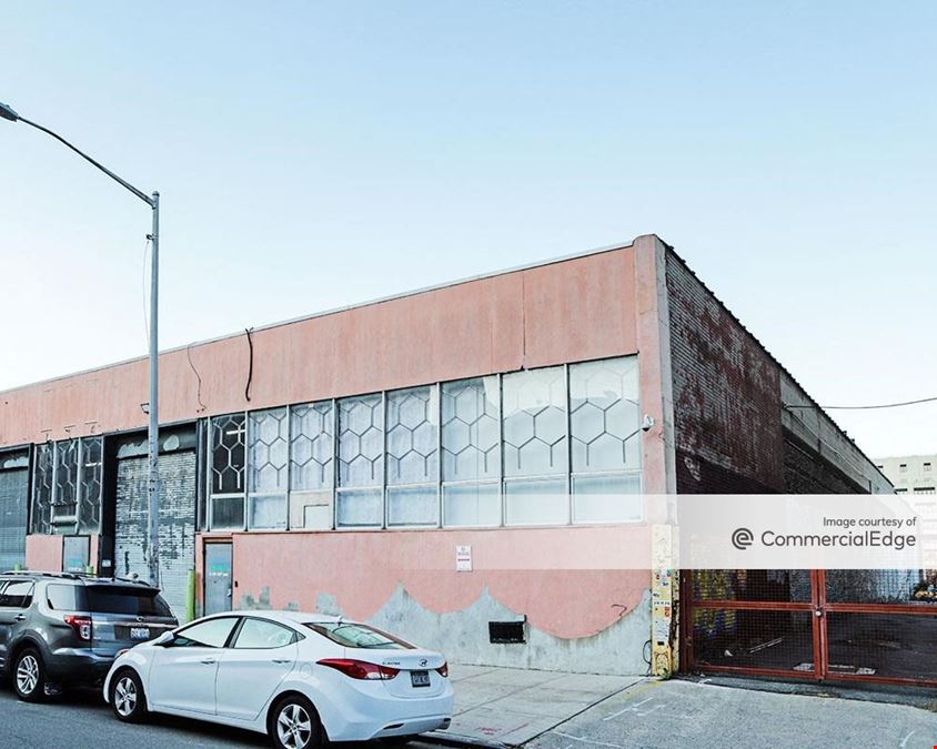 5-25 46th Street