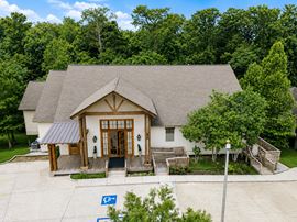 Beautiful Garden Office Overlooking BREC Bluebonnet Swamp