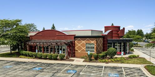 Vacant Red Robin