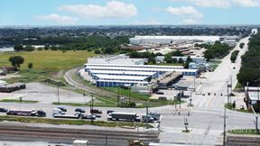 Store It All Self Storage - Fort Worth, Texas