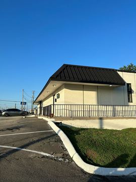 1104 Merchant Drive