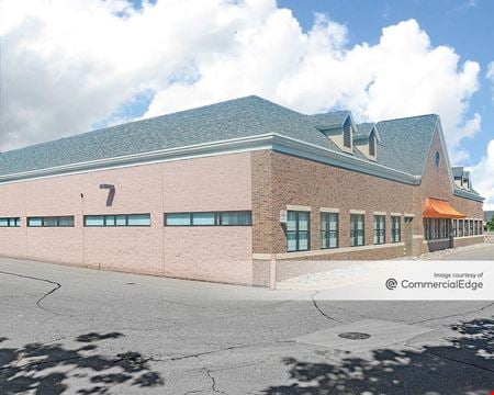 Commercial space for Rent at 4986 North Adams Road in Rochester