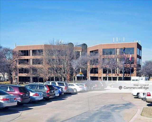 6820 Lyndon B. Johnson Fwy, Dallas, TX Office Building