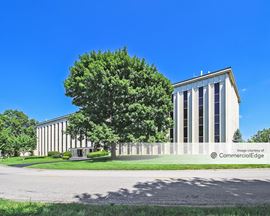 Cloverleaf Office Park - Building 2