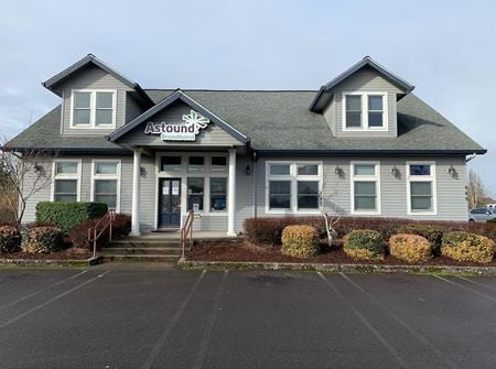 Photo of commercial space at 669 Ray J. Glatt Circle in Woodburn