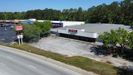 303 Robertson Blvd