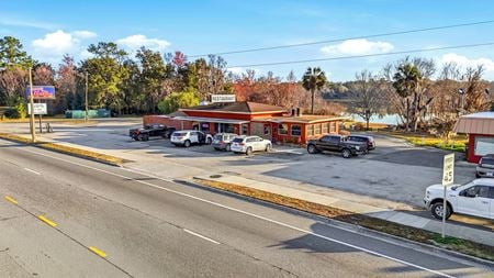 Retail space for Sale at 6707 U.S. 301 in Hawthorne