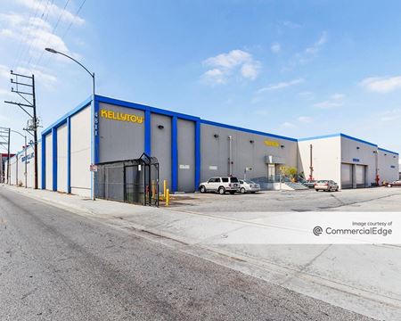 Industrial space for Rent at 4811 South Alameda Street in Los Angeles