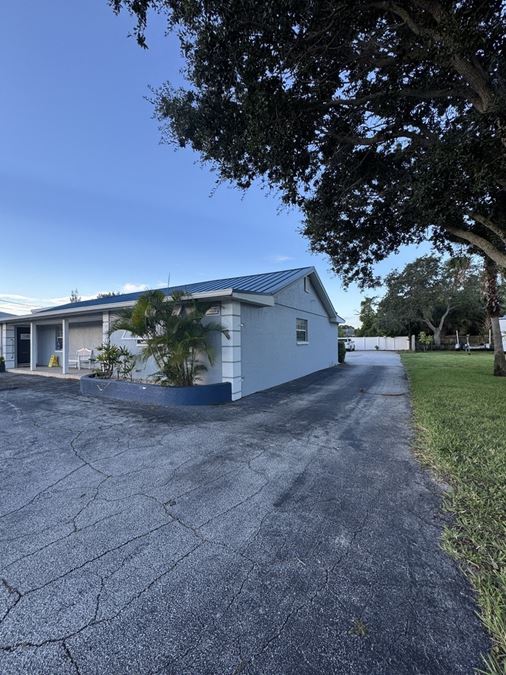 494 N Harbor City Blvd
