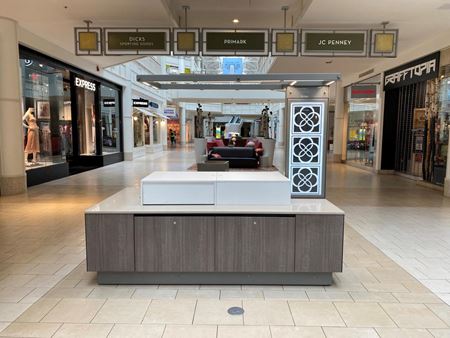 Y17B     Space Photo Gallery 2