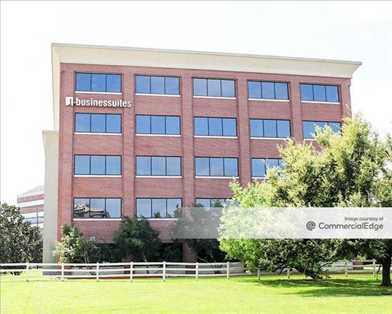Commerce Green One