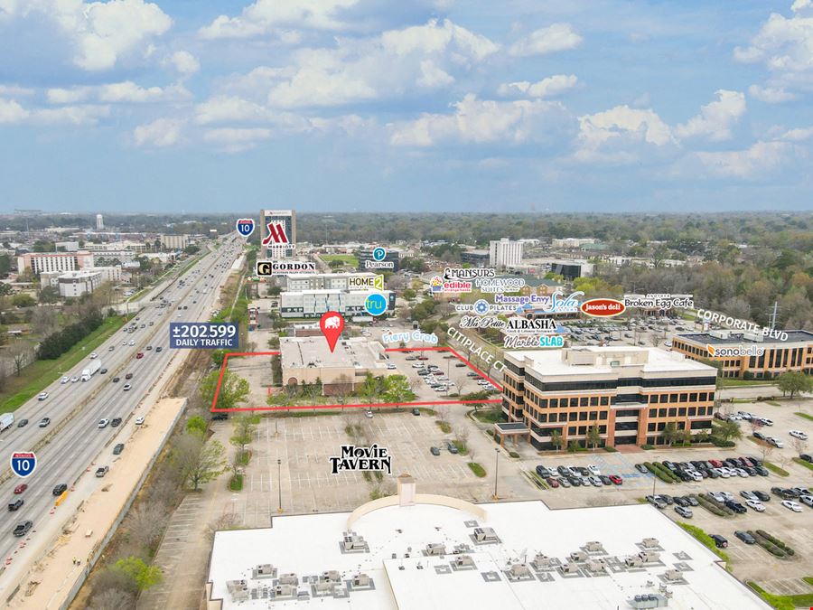 Standalone Big-Box Retail with Interstate Visibility