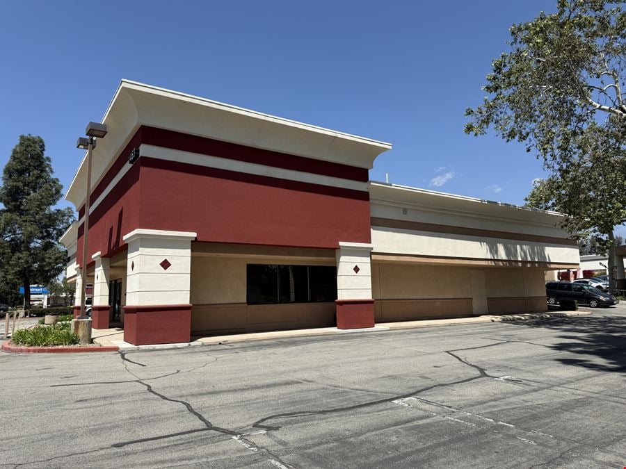 Village Grove Shopping Center
