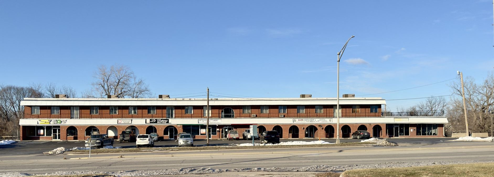 Jalisco Retail Neighborhood Center