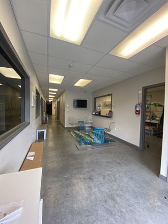 Retail/Office/Flex I-45 Building for Sale