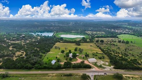 5709 & 5711 Ranch Road 965