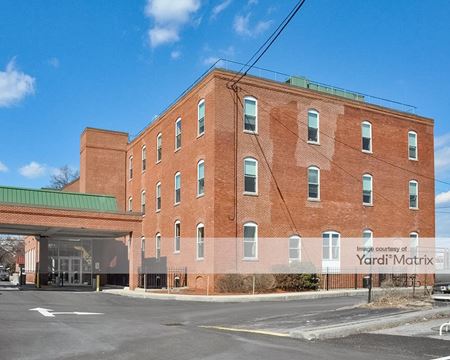 Commercial space for Rent at 21 East Hollis Street in Nashua