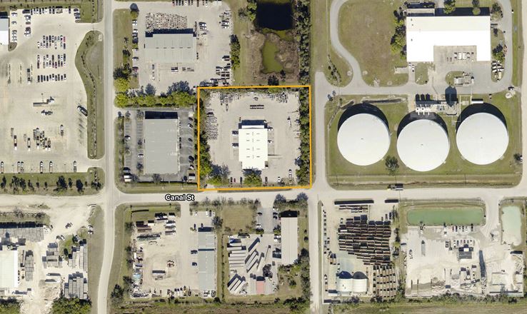Retail space for Rent at 4175 Canal Street in Ft. Myers