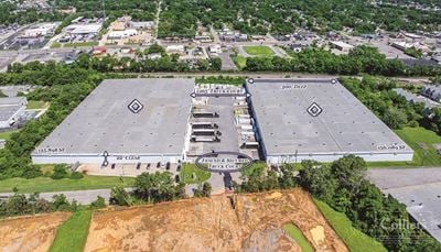 136,000 - 272,000 SF Rail-Served Warehouse For Lease