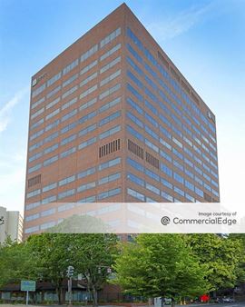 Umpqua Bank Plaza