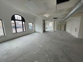 The Bonneville Retail