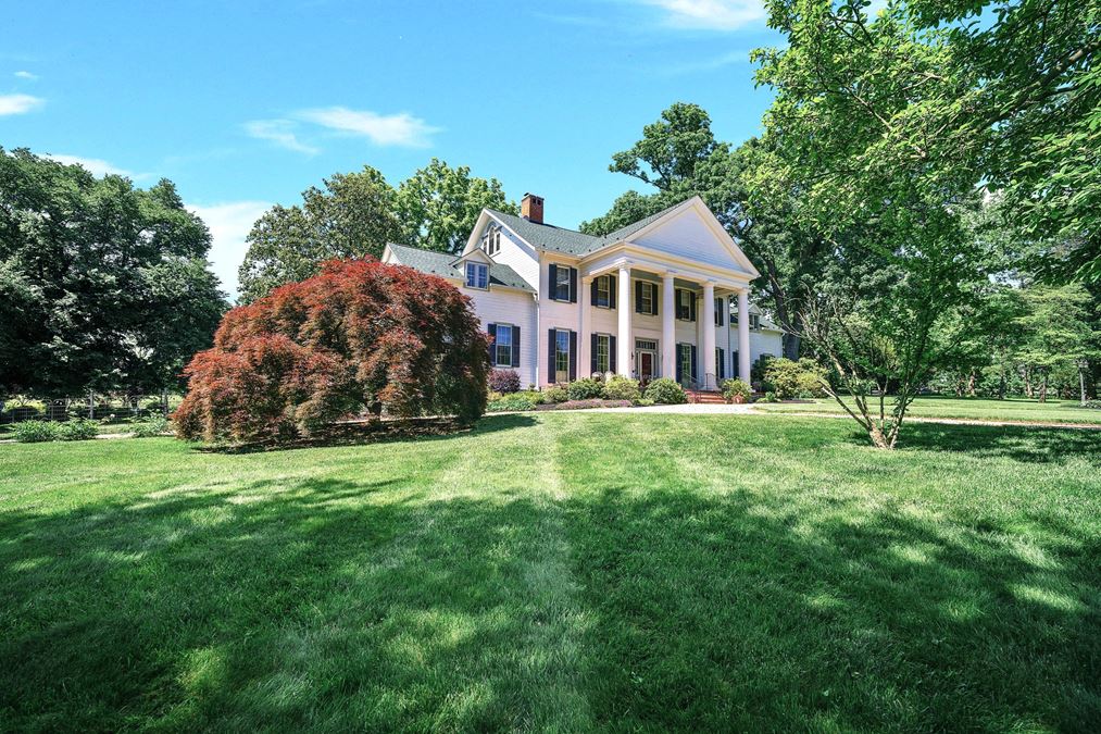 Crown Rose Estate