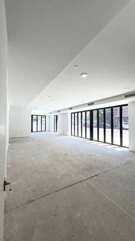 658 Washington Avenue | Brand-New 1,167 SF Corner Retail Condo Opportunity