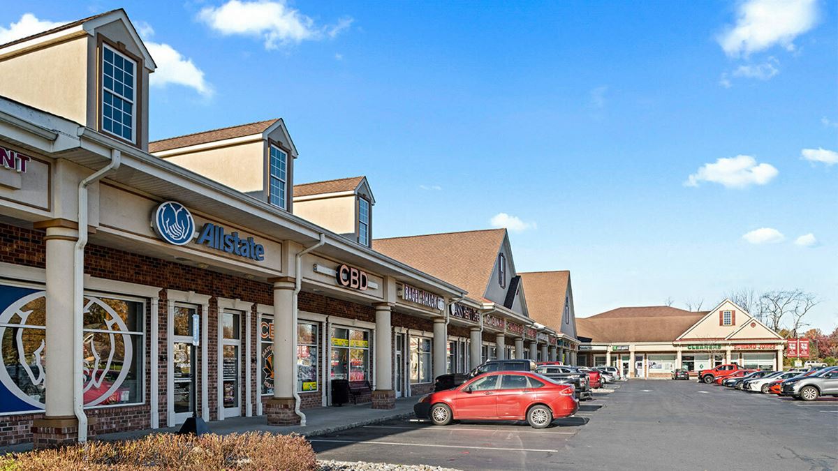Strykers Crossing Shopping Center