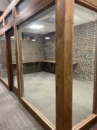 Execusuites