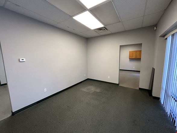 WAREHOUSE SPACE FOR LEASE IN NIXA