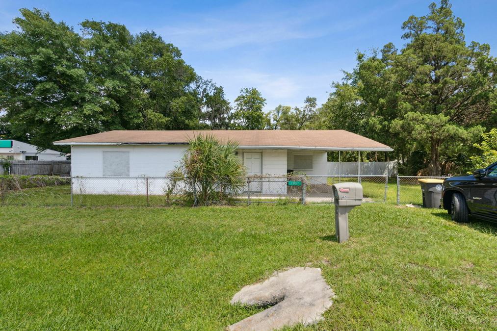 7957 Blanding Blvd, Jacksonville, Fl 32244
