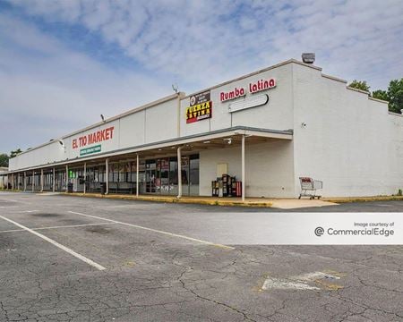 Photo of commercial space at 1338 Veterans Memorial Hwy SW in Mableton