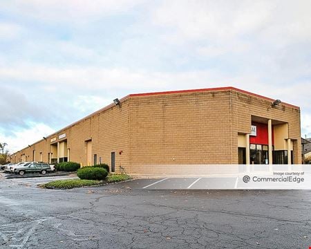 Industrial space for Rent at 141 South Street in West Hartford