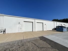 9337 Ravenna Rd #D & E