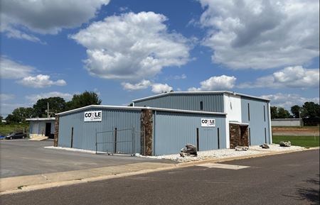 Office/Warehouse For Sale - Springfield