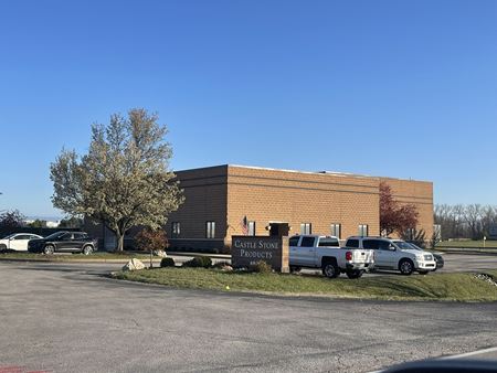 Industrial space for Sale at 4801 Park 370 Boulevard in Hazelwood