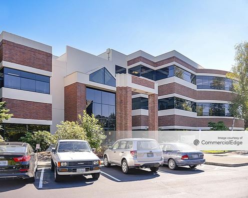 Cornell Oaks Corporate Center, Heartwood