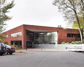 Lexington Crossing - 131 Hartwell Avenue