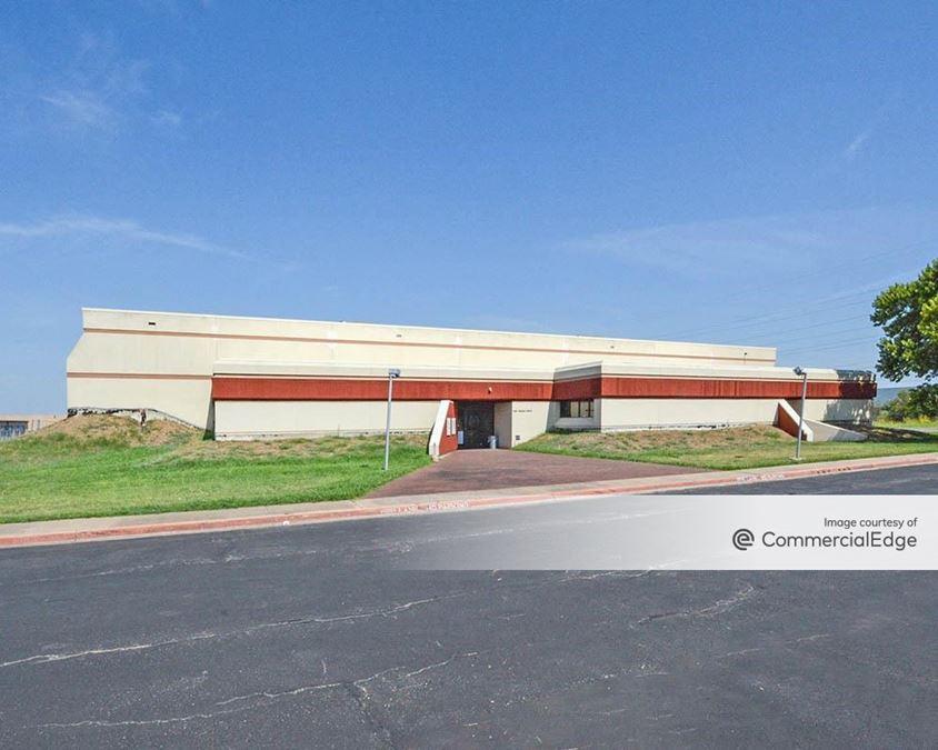 1901 Susan Drive, Arlington Office Space For Lease