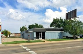 901 S Buchanan