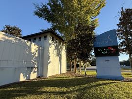 2000 Lewis Turner Blvd