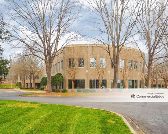 8510-8514 McAlpine Park Drive