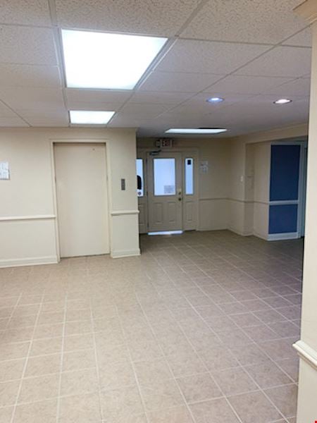 Commercial space for Rent at 1423 Capitol Trail in Newark