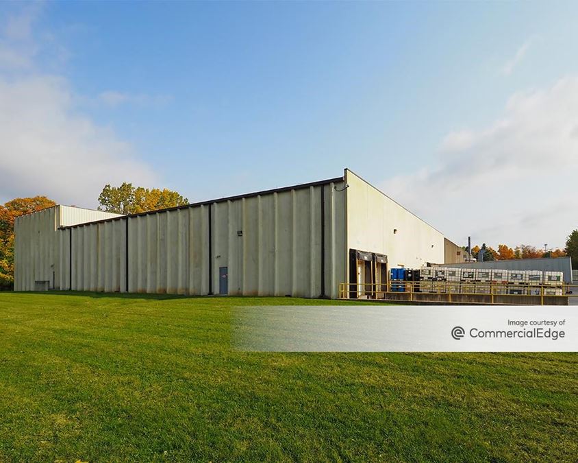 Albion Industrial Park - 926 Elliott Road